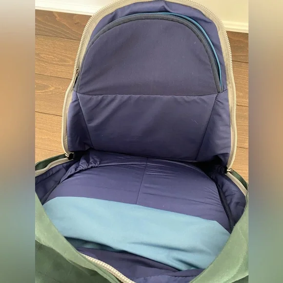 Bellroy Classic Backpack Plus - Picture 4 of 4